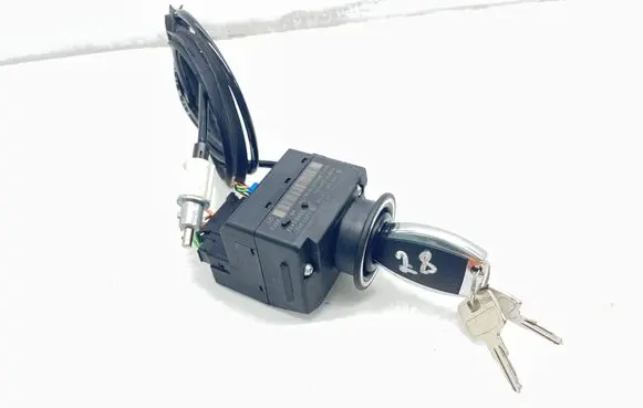 Mercedes-Benz CLK A209 C209 Ignition lock 2095452308