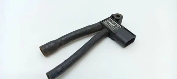 Mercedes-Benz Sprinter W906 Exhaust gas pressure sensor A0061539528 0281002925