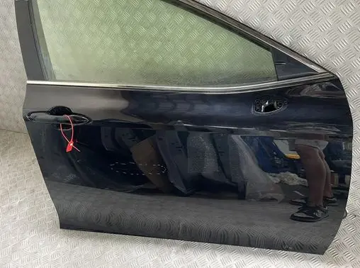 Toyota Camry VIII XV70 Front door