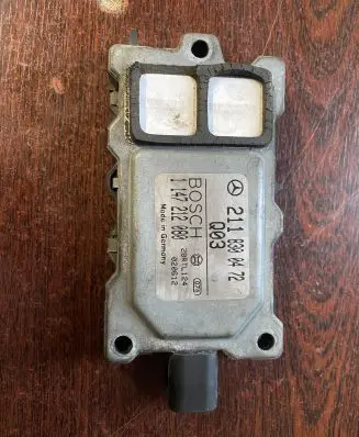 Mercedes-Benz E W211 Air quality sensor 2118300472 1147212080