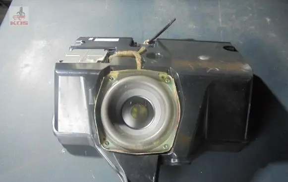 Maserati Quattroporte Front door speaker 67071100