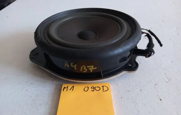 Audi A4 S4 B7 8E 8H Subwoofer speaker 1212123