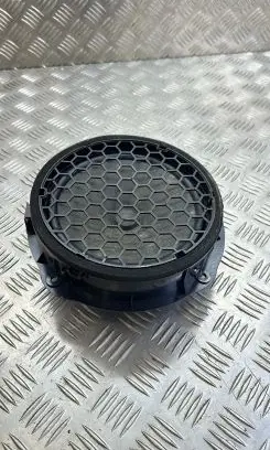 Audi A3 S3 8V Front door speaker 8V0035415