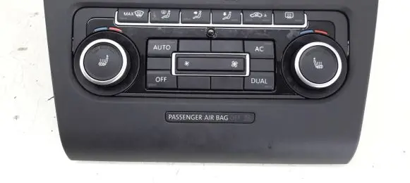 Volkswagen Golf VI Climate control unit 5K0907044ES 5HB00974661