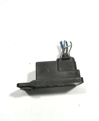 Toyota Land Cruiser (J120) Light washer relay 8594260020