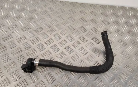 Volvo V70 Engine coolant pipe/hose 30745335