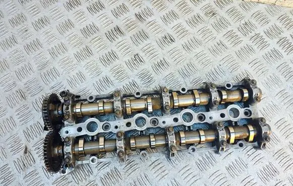 BMW 3 F30 F35 F31 Camshaft 7797511 11317797511 8575437
