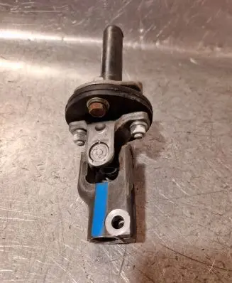 Toyota Land Cruiser (J120) Steering column universal joint