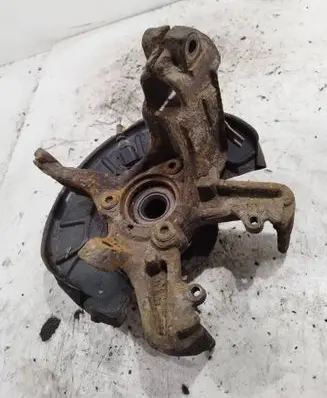 Skoda Octavia Mk2 (1Z) Front wheel hub spindle knuckle