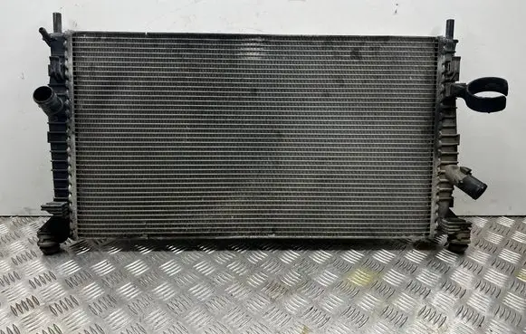 Volvo V50 Coolant radiator 3M5H8005TL