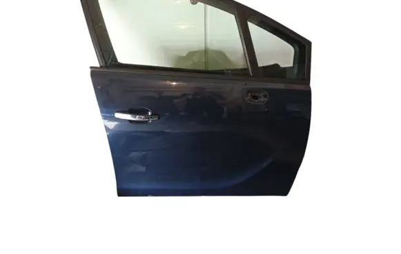 Opel Meriva B Front door 3366