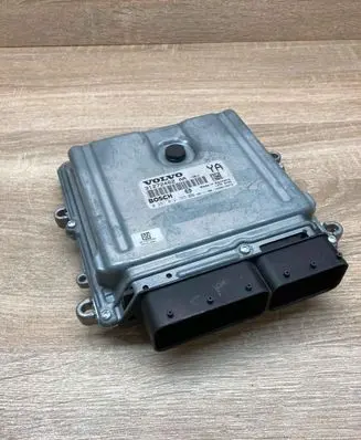 Volvo V70 Engine control unit/module ECU 31272462AA 0281012765