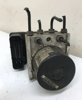 Skoda Octavia Mk2 (1Z) ABS Pump