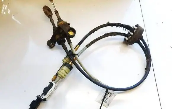 Opel Zafira A Gear shift cable linkage 90578381DE