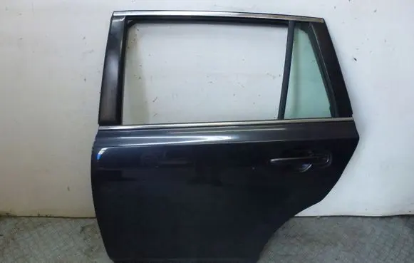 Mini Cooper Countryman F60 Rear door