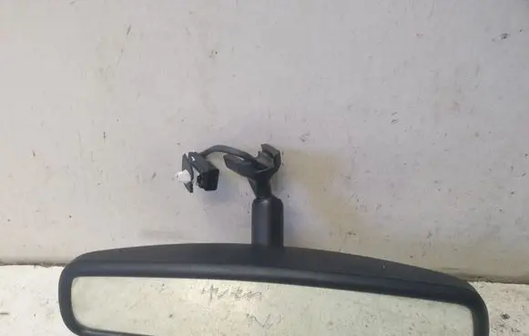 Toyota Avensis T270 Rear view mirror (interior) E11046004