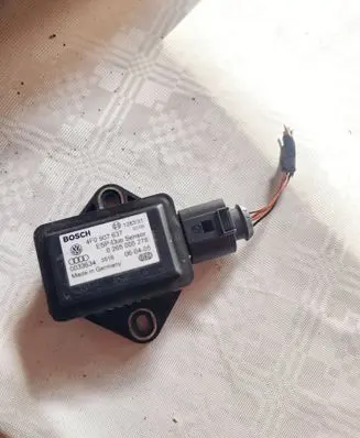 Audi A4 S4 B7 8E 8H ESP acceleration yaw rate sensor 4F0907637 0033634 0265005278