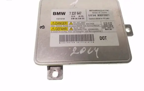 BMW 1 F20 F21 Headlight ballast module Xenon 7237647 W003T20071