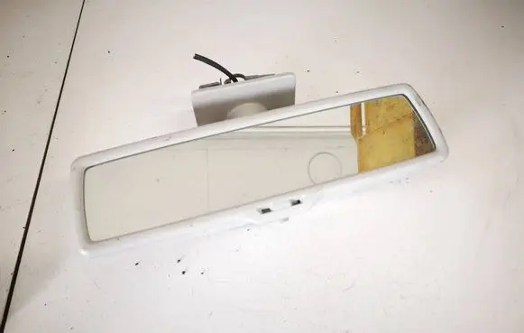 Rear view mirror (interior)