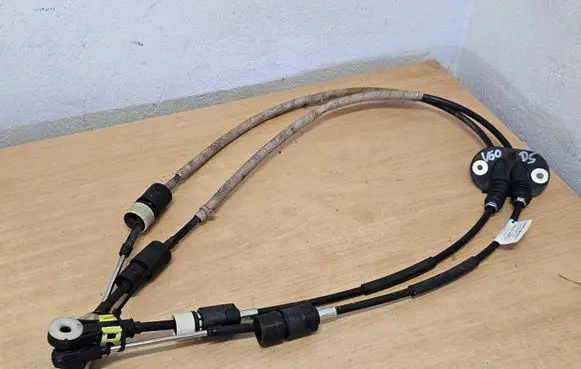 Volvo V60 Gear shift cable linkage 31367492