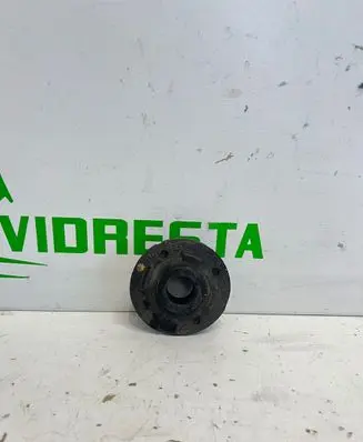 Mazda 2 Radiator mount bracket