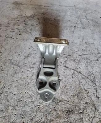 Renault Master II Front door upper hinge