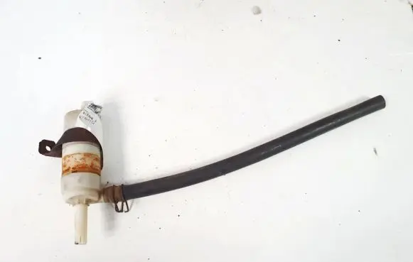 KIA Sorento Headlight washer pump 984003e000 98400-3e000
