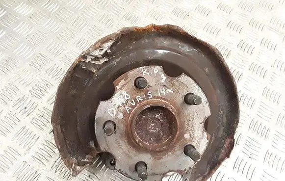 Toyota Auris E180 Rear wheel hub 