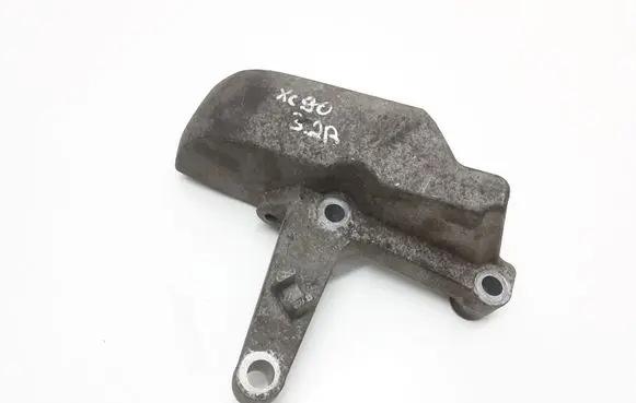 Volvo XC90 Engine mounting bracket 30680710