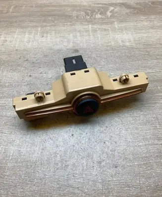 KIA Carens III Hazard light switch 937901D000