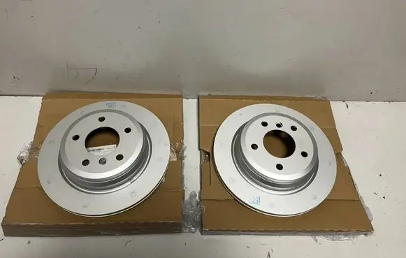 BMW 1 E81 E87 Rear brake disc 6864901 6855008