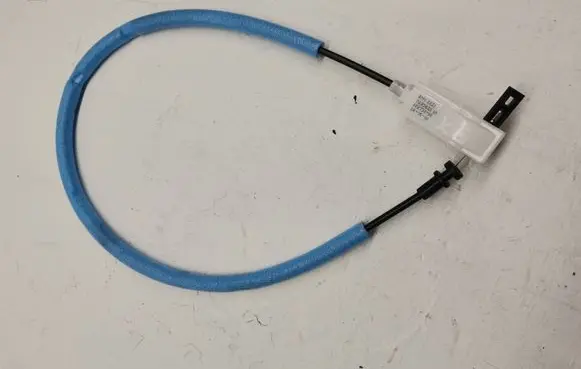 BMW X6M F86 Front door cable line 7293621
