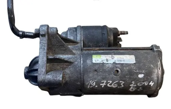 Renault Trafic II (X83) Starter motor 7700116260C D7R44