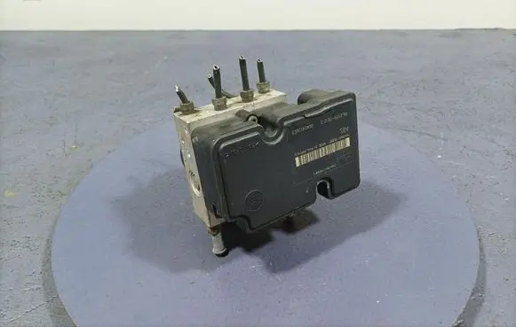 Suzuki Swift I ABS Pump 06.2102-0564.4