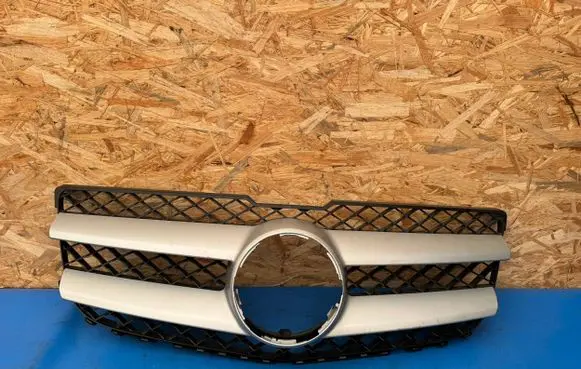 Mercedes-Benz GLK (X204) Front grill A2048802783 A20488027 00009982