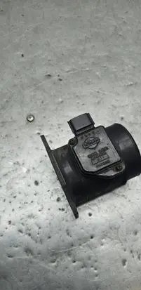 Nissan Primera Mass air flow meter 226802J200 AFH7014