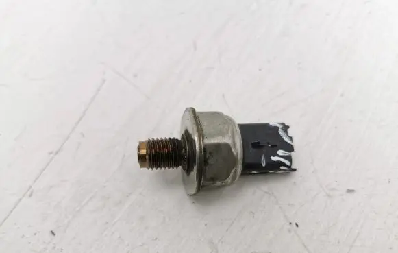 Ford C-MAX I Fuel pressure sensor 9658227880