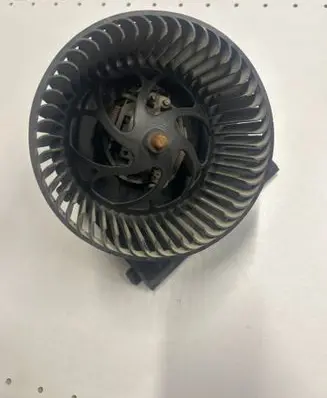 Audi A3 S3 8L Heater fan/blower 1J1819021A 657877C