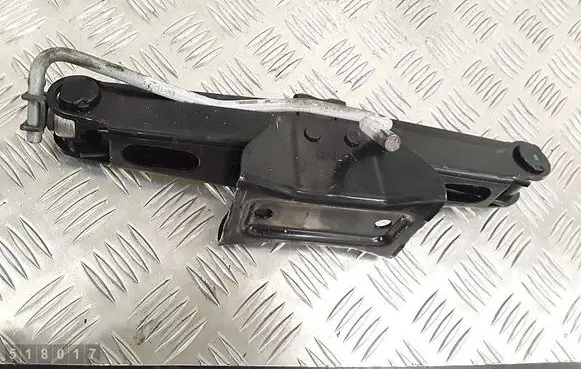 Toyota Avensis T270 Tool set 9656868180