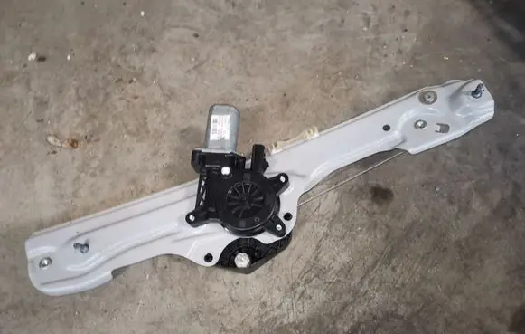 Chevrolet Volt II Rear door window regulator with motor 23365273