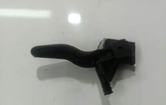 Opel Astra H Engine bonnet (hood) release handle 