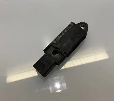 Mercedes-Benz E W211 Airbag deployment crash/impact sensor A0028202726 0028202726