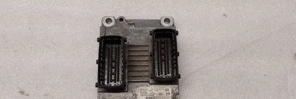 Alfa Romeo 147 Engine control unit/module 00468153640 09013906708 0261206708