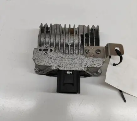 Jaguar F-Type Fuel injection pump control unit/module 7W839D372AA