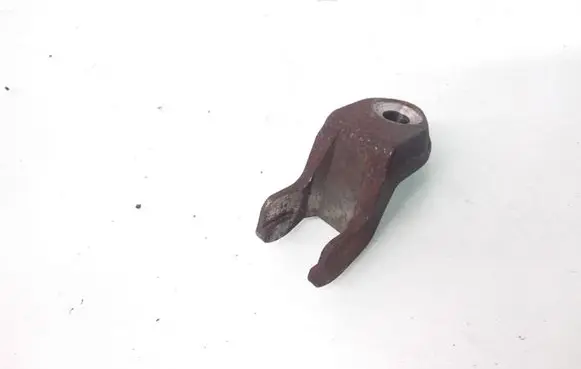 Toyota RAV 4 (XA30) Fuel Injector clamp holder