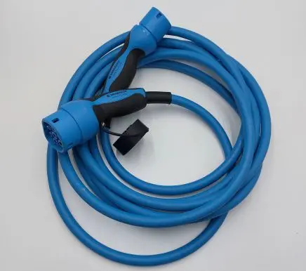 Tesla Model 3 Electric car charging cable LQG28C2310 32A480V 1531542