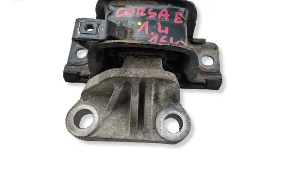 Opel Corsa E Gearbox mounting bracket 13371838