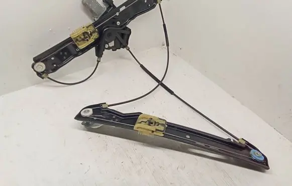 Front door window regulator with motor