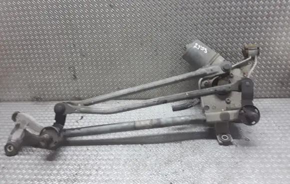 Honda Civic Front wiper linkage and motor 404564