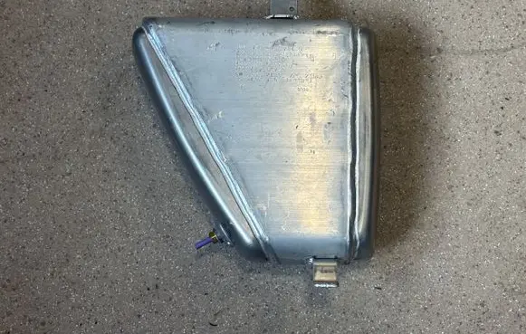 Audi SQ7 Air suspension tank/reservoir 4M0616204G